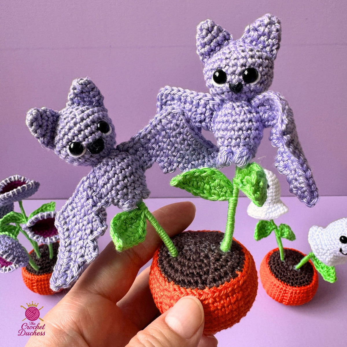 Spooky Plants Crochet Pattern – Halloween Pumpkin Pots with Bats, Ghosts & Venus Flytrap